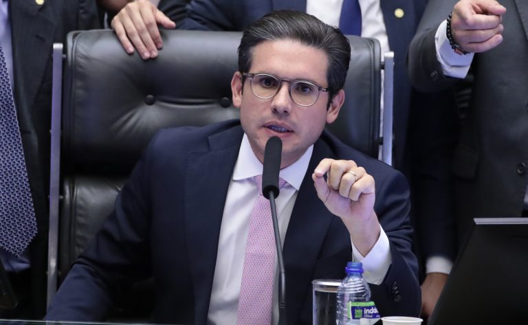 Motta diz que há limites para protestos e que o respeito à Mesa é inegociável - Notícias