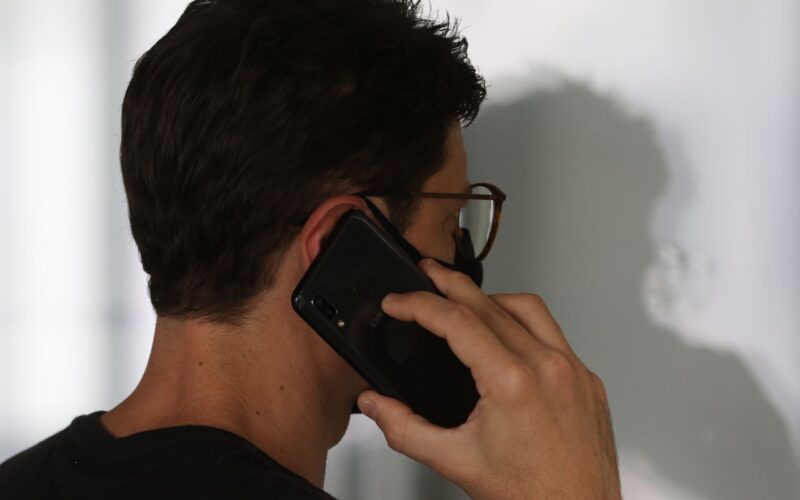 Procons e Idec criticam Anatel por revogar obrigatoriedade do 0303