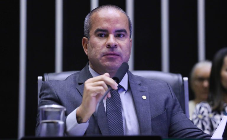 Projeto destina parte da arrecadação de loterias a escolas e professores que alcançarem meta da educação básica - Notícias