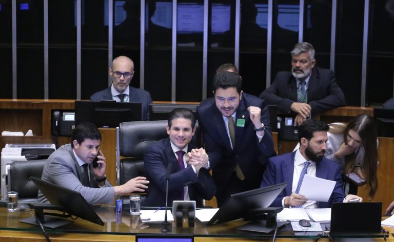 Saiba mais sobre o projeto de combate à exploração de crianças em redes sociais - Notícias