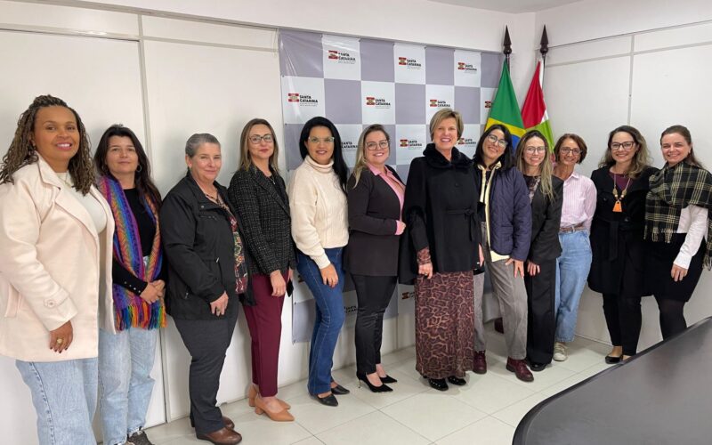 Santa Catarina inicia o Agosto Lilás com elaboração do Plano Estadual de Políticas Públicas para as Mulheres