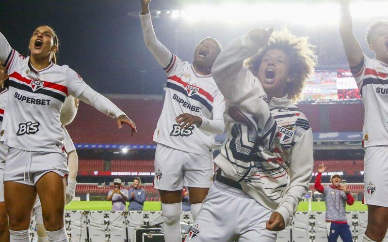 São Paulo bate Ferroviária e avança à semi do Brasileirão Feminino