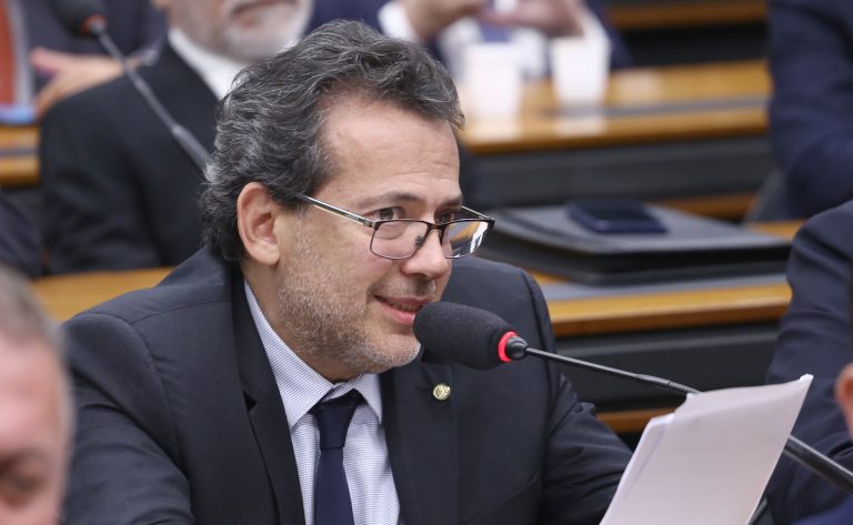 Subcomissão especial debate política federal de isenções e benefícios fiscais - Notícias