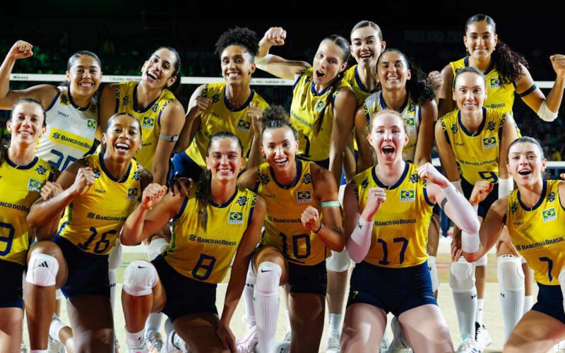 Vôlei: Brasil permanece com 100% de aproveitamento no Mundial