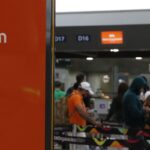 Aeroporto Santos Dumont fecha para limpeza da pista