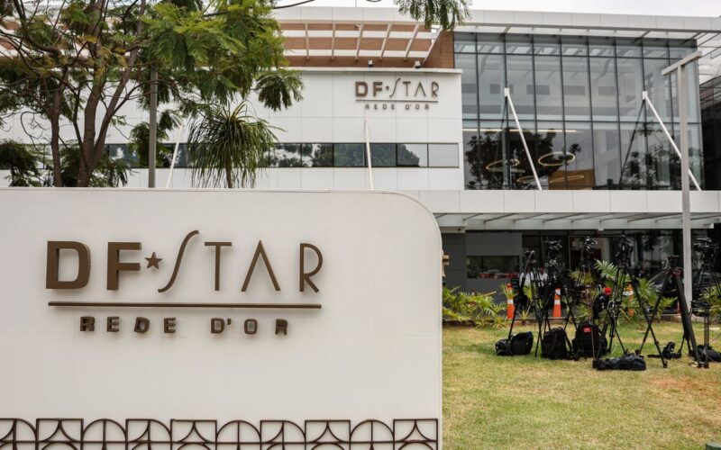 Bolsonaro passará a noite em hospital de Brasília após mal-estar