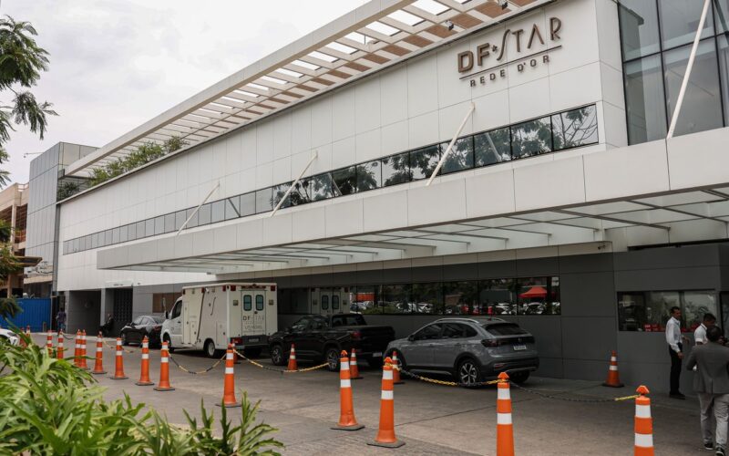 Bolsonaro recebe alta hospitalar; laudo aponta câncer de pele