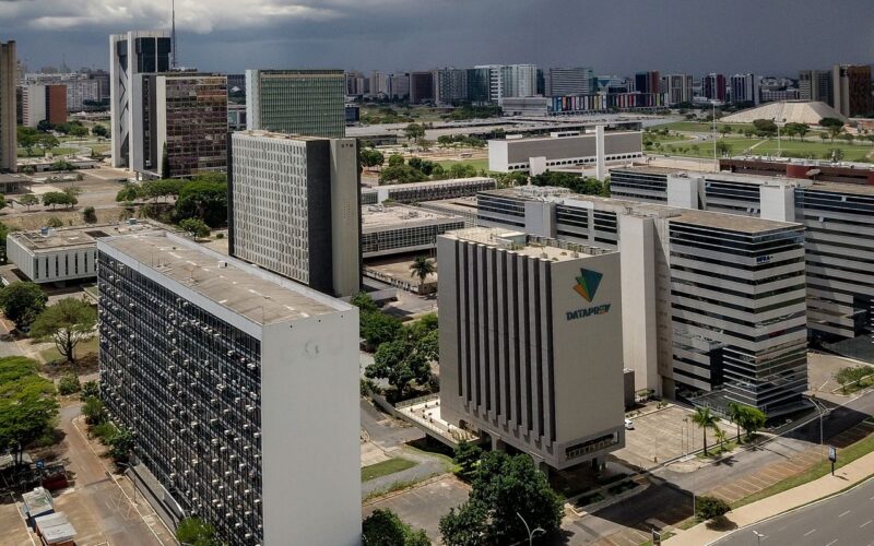 CGU abre 40 processos sobre descontos ilegais em pensões do INSS