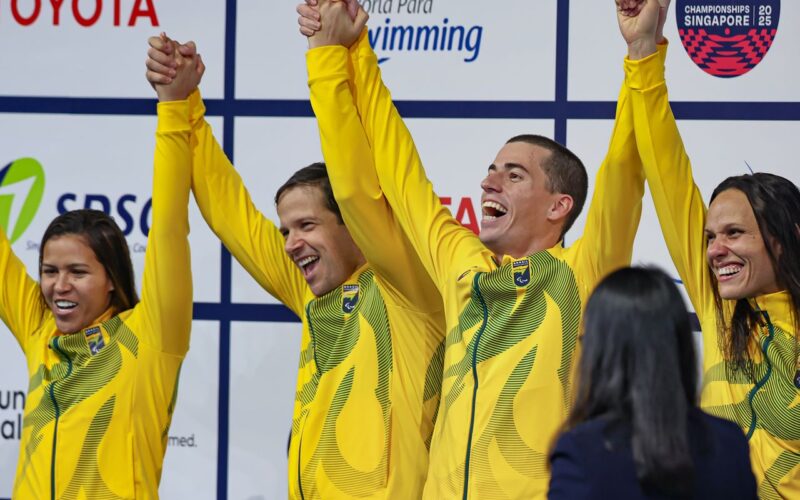 Com direito a recorde mundial, Brasil brilha no Mundial de natação