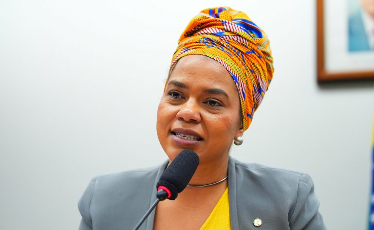 Comissão aprova projeto que incentiva turismo educacional na educação básica - Notícias