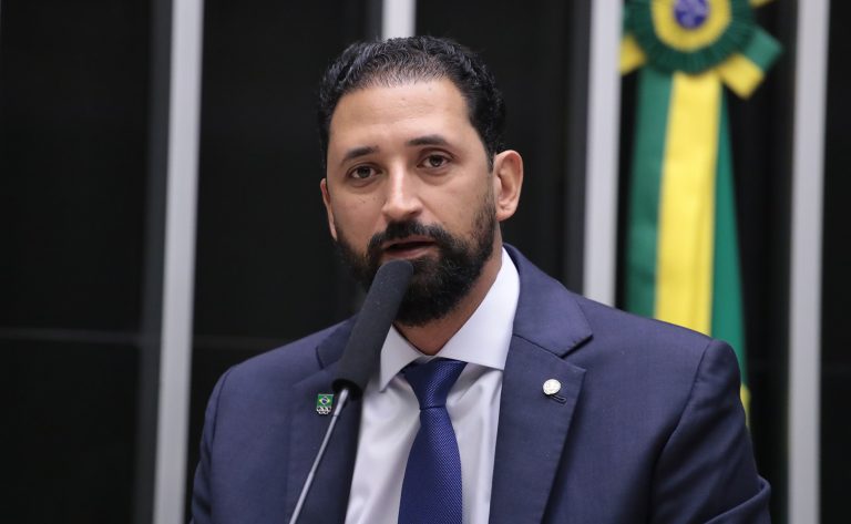 Comissão aprova registro obrigatório de tratores e máquinas agrícolas em aplicativo do Ministério da Agricultura - Notícias