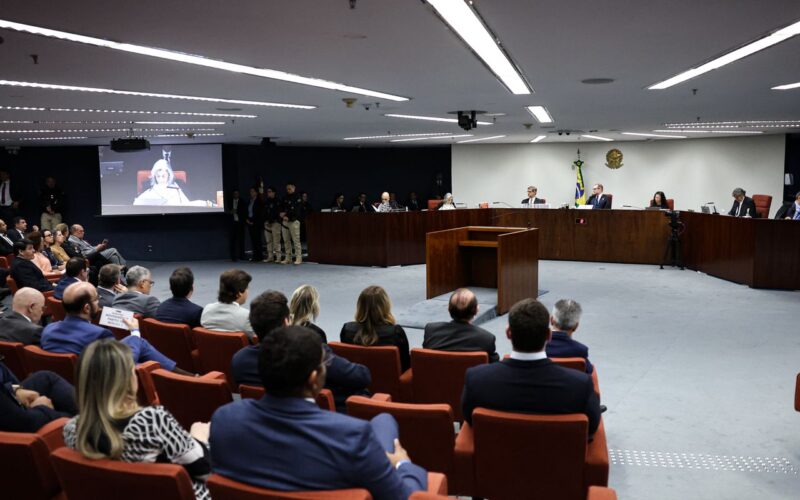 Condenação de Bolsonaro e aliados repercute na imprensa internacional