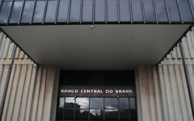 Copom inicia reunião nesta terça para definir taxa básica de juros