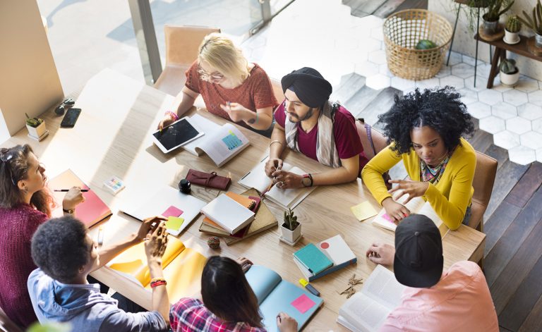 Deputados discutem papel de empresas negras e indígenas em ações afirmativas - Notícias