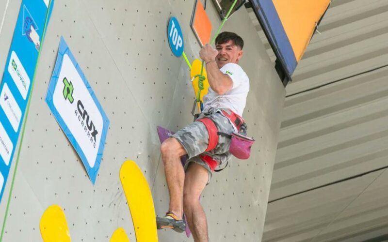 Eduardo Schaus conquista prata no Mundial de escalada paralímpica