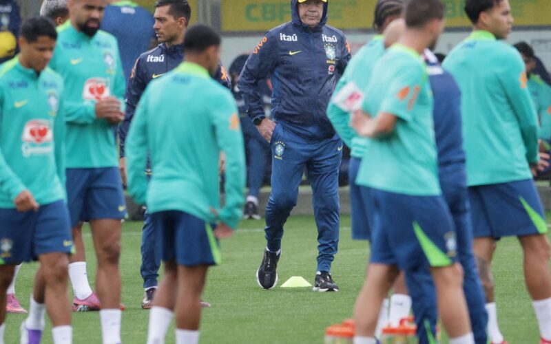Eliminatórias: Brasil inicia preparação para jogo contra o Chile