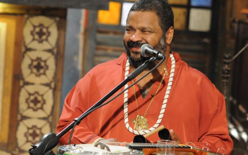 Especial de Domingo da Rádio Nacional homenageia Arlindo Cruz