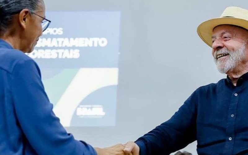 “Estamos preservando o que eles não preservaram”, diz Lula na Amazônia