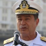 Fux vota pela absolvição de ex-comandante da Marinha, Almir Garnier