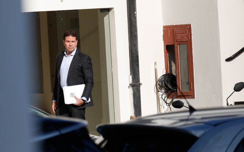 Fux vota por suspender todo processo sobre golpe contra Ramagem