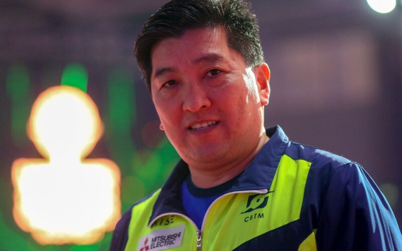 Ícone do tênis de mesa, Hugo Hoyama passa por cirurgia após infarto