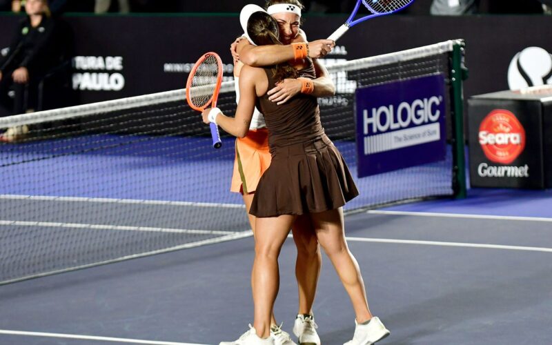 Luisa Stefani e Timea Babos conquistam título de duplas no SP Open