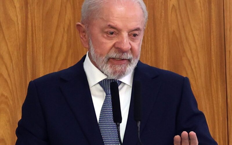 Lula conversa com chanceler alemão Friedrich Merz