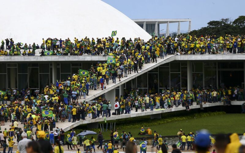 Motta convoca reunião nesta quarta para debater anistia a golpistas