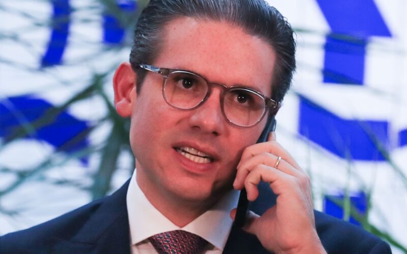 Motta: decisão que barrou Eduardo Bolsonaro em liderança foi técnica