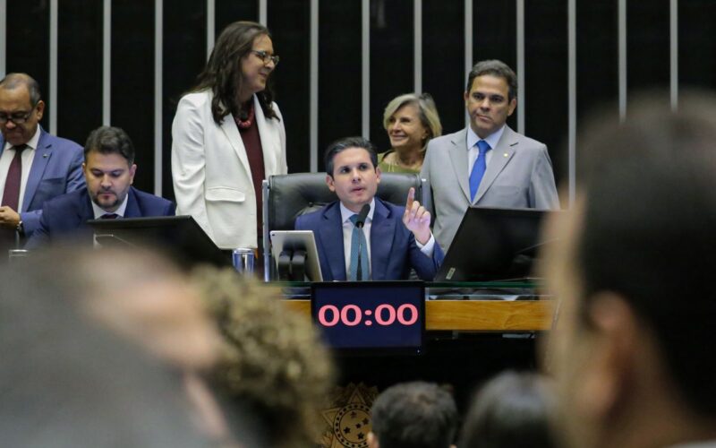 PEC da Blindagem pode barrar ações contra corrupção no uso de emendas