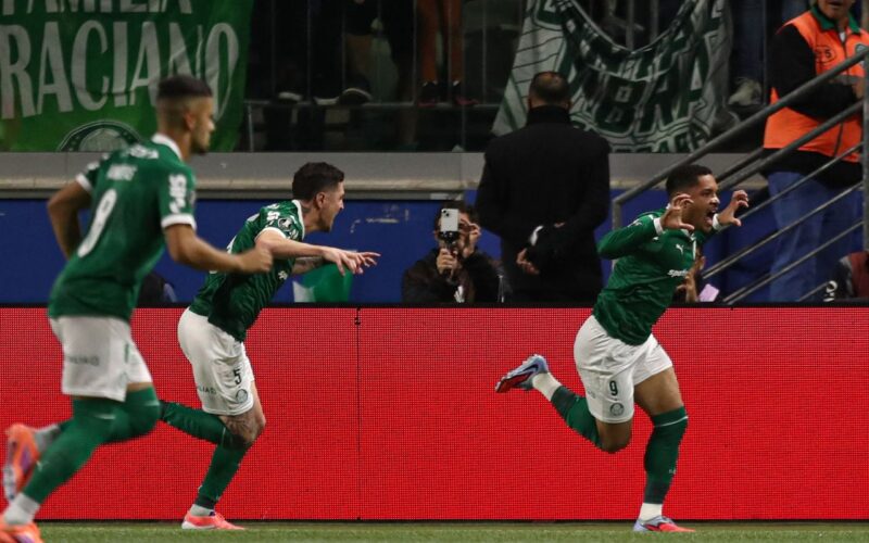 Palmeiras volta a derrotar o River e chega à semifinal da Libertadores