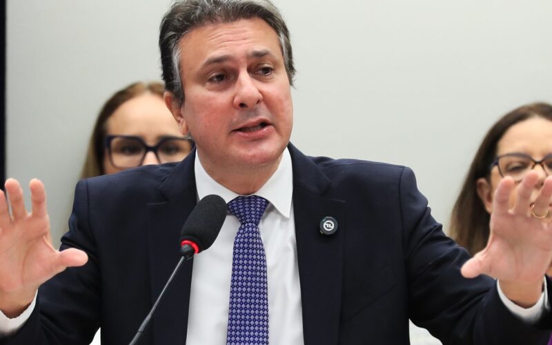 População deve cobrar Câmara sobre PEC da Blindagem, diz ministro