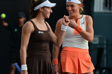 SP Open: Luisa Stefani e Timea Babos vencem em estreia das duplas