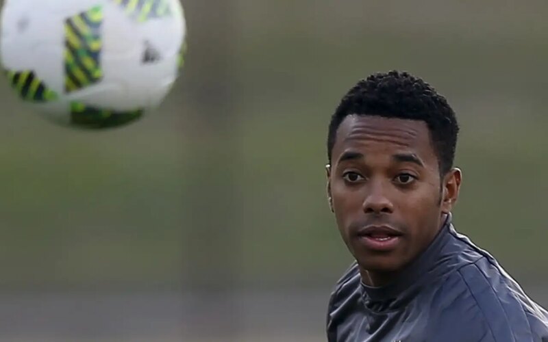 STJ mantém Robinho preso no Brasil por estupro na Itália