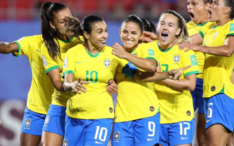 Seleção feminina de futebol terá amistoso contra a Itália em outubro