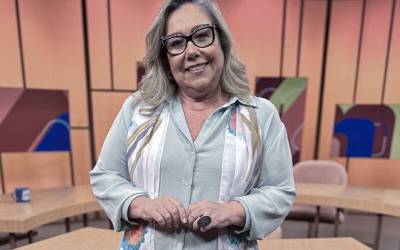 Sem Censura faz debate sobre 75 anos da televisão brasileira
