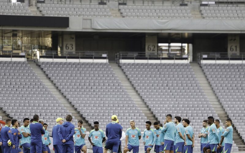 Ancelotti diz que seleção brasileira ainda está aberta a experiências