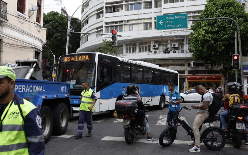 Após dia de caos, Rio amanhece sem ruas bloqueadas