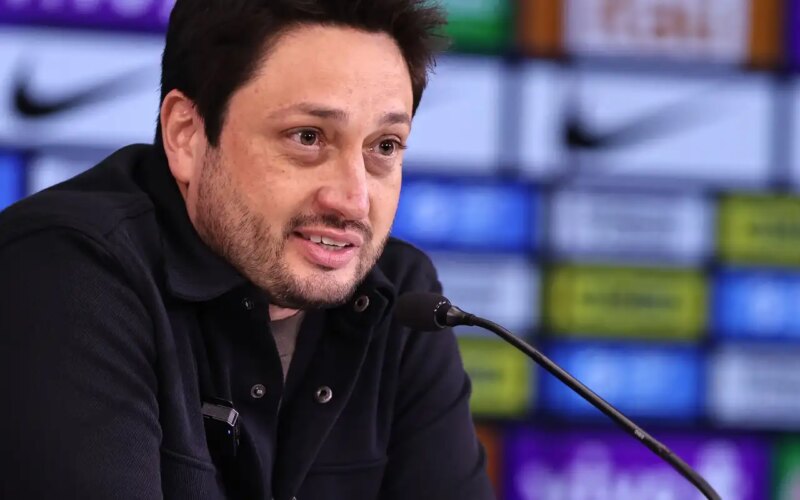 Arthur Elias convoca seleção para amistosos contra Inglaterra e Itália