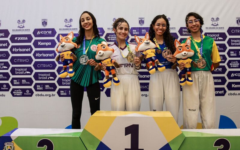 Atleta do taekwondo se despede de seu último JUBs com tricampeonato