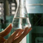 Bares e fabricantes treinam empresas para identificar bebidas falsas