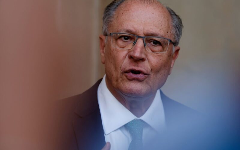Brasil venderá 6 milhões de barris de petróleo à Índia, diz Alckmin