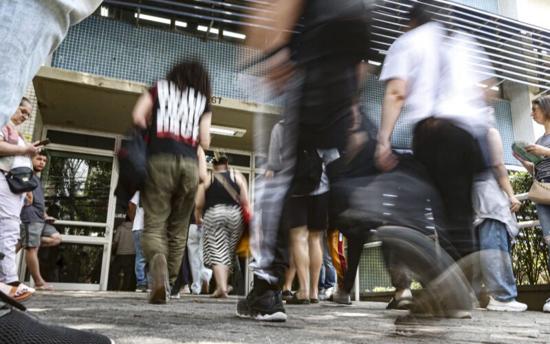 CNU 2025: 761,5 mil de candidatos fazem provas objetivas hoje