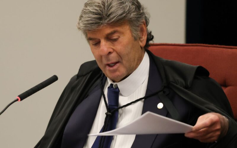 Fux pede vista e suspende julgamento de recurso de Moro no STF