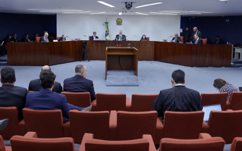 Golpe: Moraes inicia julgamento do Núcleo 4 com leitura de relatório