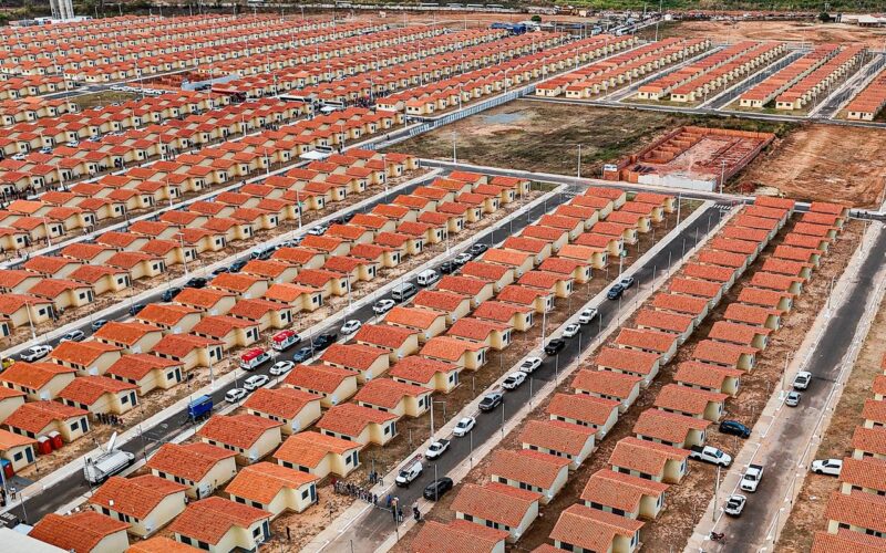 Governo entrega quase 3 mil casas em Imperatriz, no Maranhão