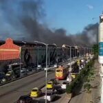 Incêndio atinge barracão de escola de samba na zona portuária do Rio