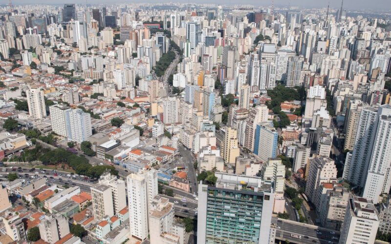Lula anuncia novo modelo de crédito imobiliário