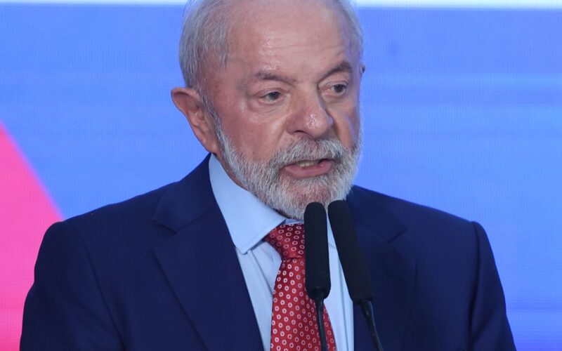 Lula defende que “nenhum presidente” deve dar palpite sobre Venezuela