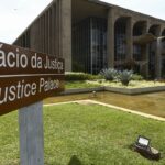 Ministério diz ao STF que já tomou medidas para intimar Figueiredo